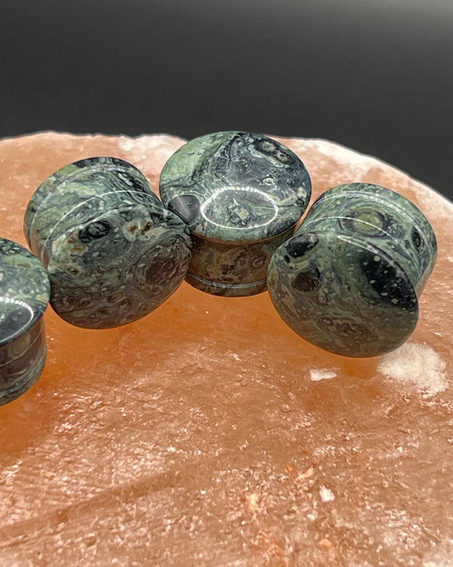 Green Eye Jasper Plugs - Gauges Single Flare