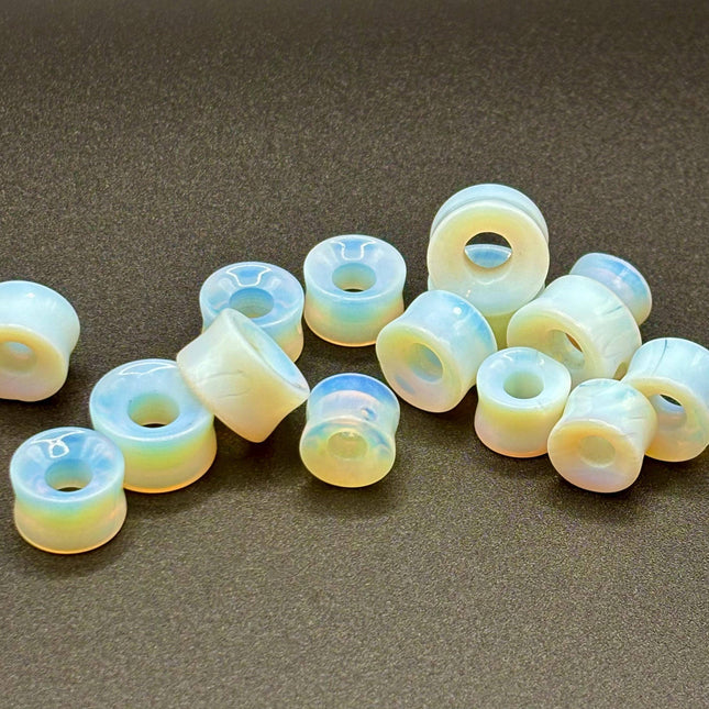 Opalite Tunnel Plugs - Gauges