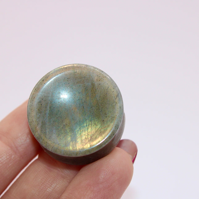 labradorite plugs